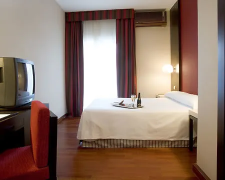 Szálloda Nh Les Corts 3*