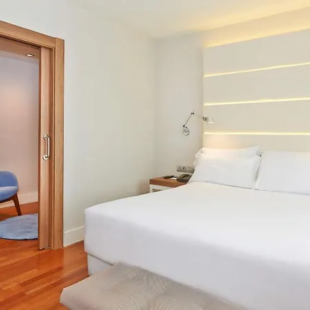 Szálloda Nh Les Corts Barcelona