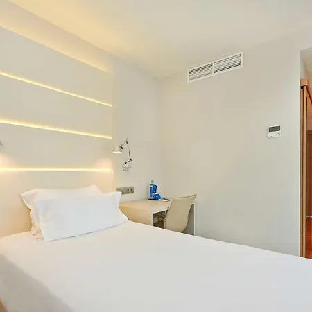 Hotel Nh Les Corts Barcelona