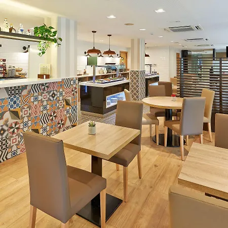 Nh Les Corts Hotel