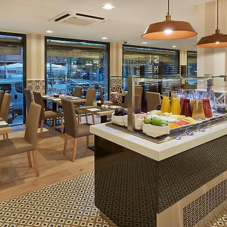 Hotel Nh Les Corts Barcelona