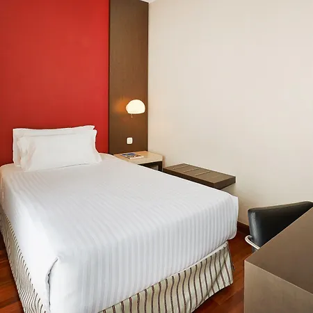 Nh Les Corts Barcelona