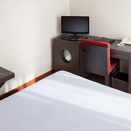 Hotel Nh Les Corts Barcelona