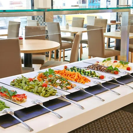 Nh Les Corts Hotel 3*