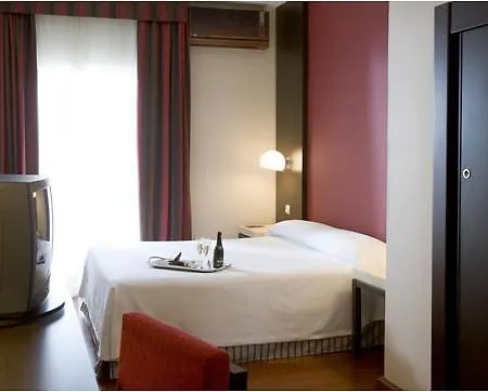 Nh Les Corts Otel