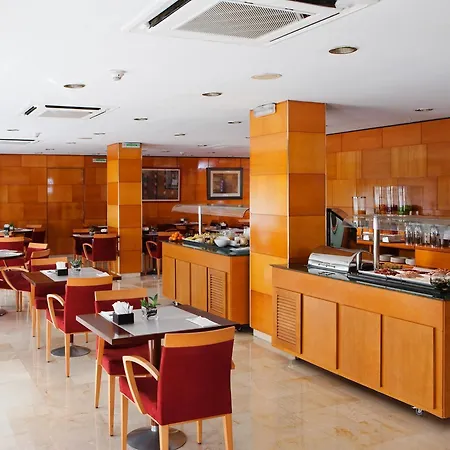 Nh Les Corts Hotel 3*