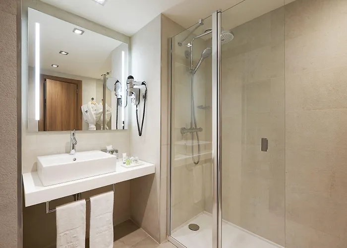 Nh Les Corts Barcelona