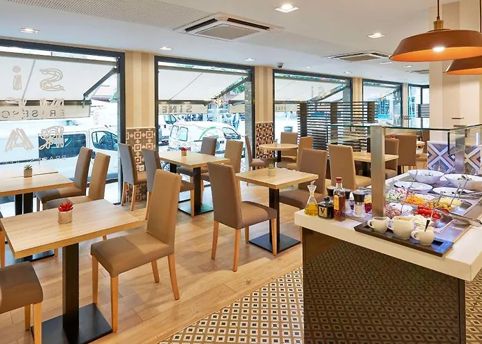 Hotel Nh Les Corts 3*