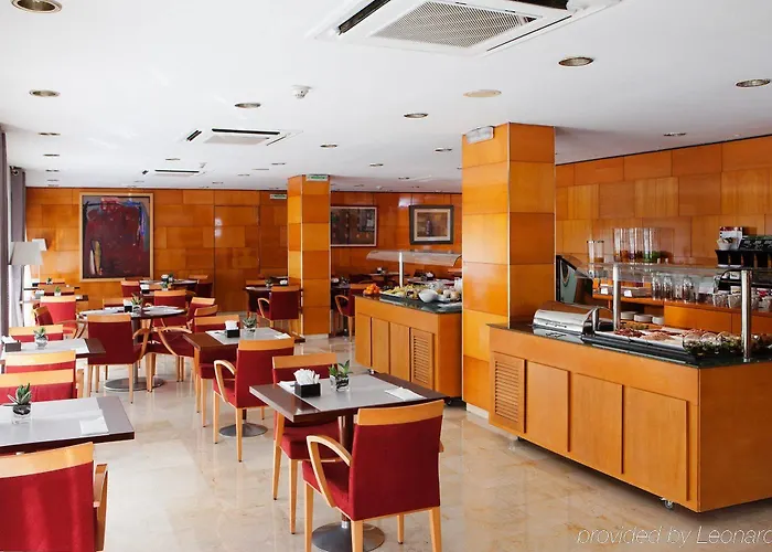 Nh Les Corts Hotel 3*