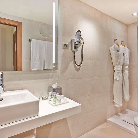 Nh Les Corts Hotel