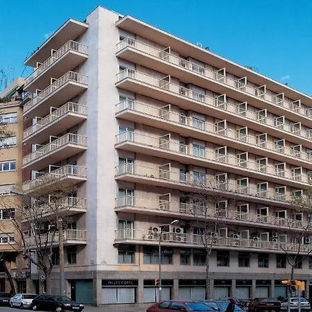 Nh Les Corts מלון ברצלונה
